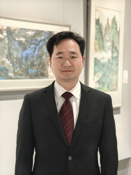 雍鼎元——教务处主任、党委委员