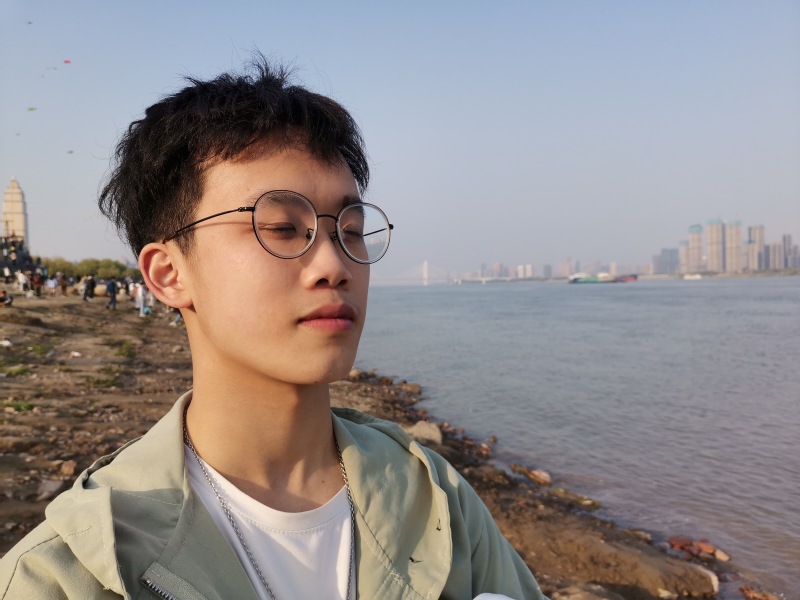 覃天浩